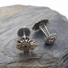 Load image into Gallery viewer, Sun Flower Cufflink
